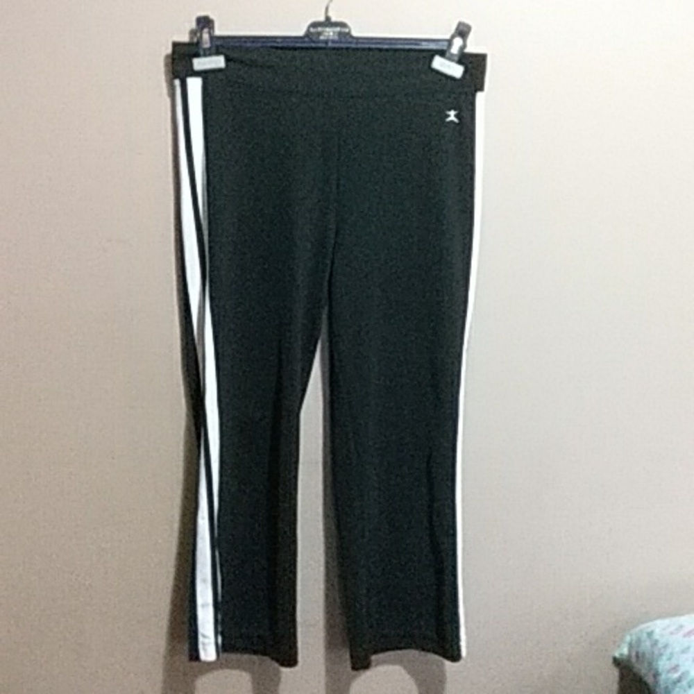 Danskin leggings size medium